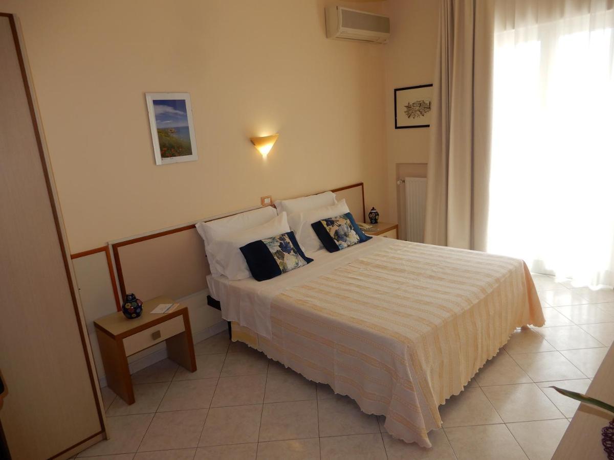 Hotel San Giorgio Васто Экстерьер фото