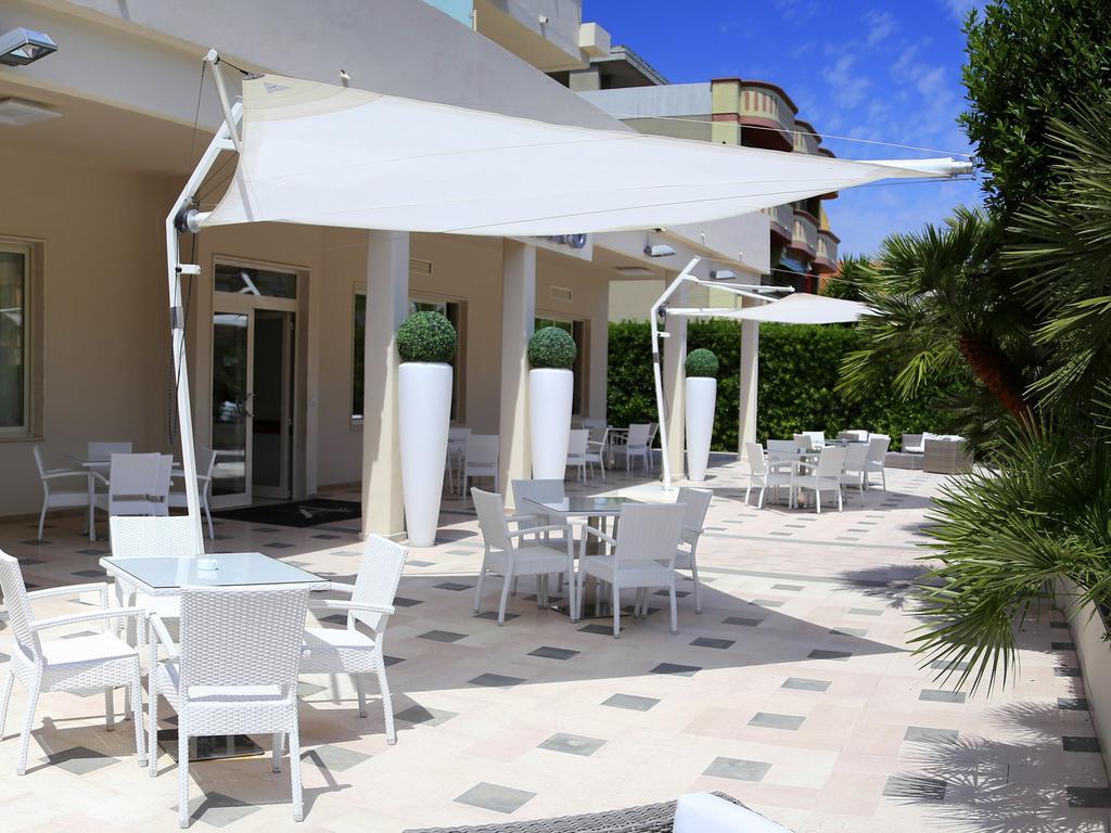 Hotel San Giorgio Васто Экстерьер фото