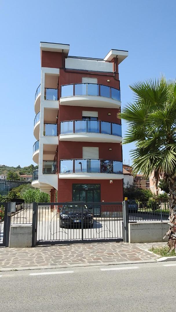 Hotel San Giorgio Васто Экстерьер фото